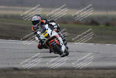 media/Nov-29-2025-TrackDaz (Sat) [[10ae2d9bce]]/B Group/Session 3 (Outside Grapevine)/